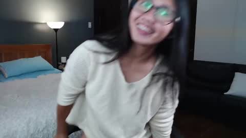 Snapshot of skytime96 chatting on 01/16/25, 05:53 Sky online show from 01/16/25, 05:53