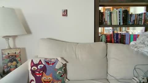 Sky Winters online show from 03/02/26, 03:19