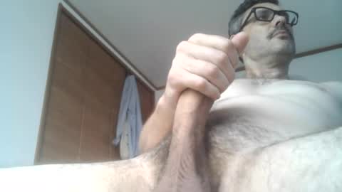 Snapshot of slambo001 chatting on 07/17/26, 11:31 slambo001 online show from 07/17/26, 11:31