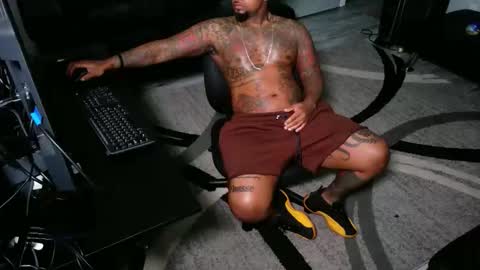 Snapshot of slangondemhoes chatting on 06/08/26, 04:07 nasty twitter KASHCARTERATL online show from 06/08/26, 04:07
