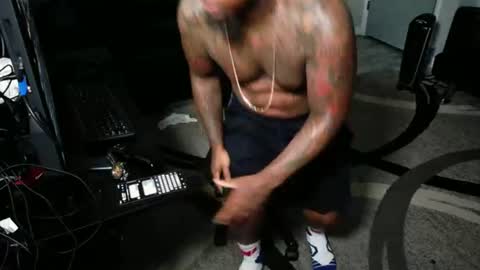 Snapshot of slangondemhoes chatting on 07/09/26, 02:15 nasty twitter KASHCARTERATL online show from 07/09/26, 02:15