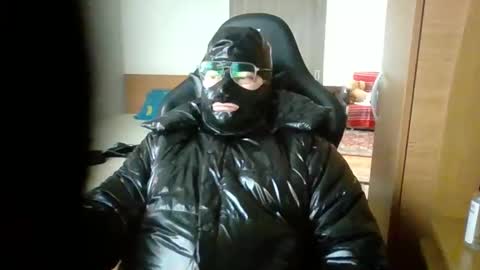 Snapshot of slatexss chatting on 02/09/25, 01:35 slatexss online show from 02/09/25, 01:35