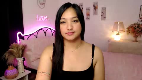 Queen Cyrine online show from 10/23/25, 04:01