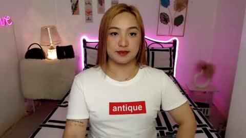 Snapshot of slave_amanda69 chatting on 06/10/26, 11:20 Queen Cyrine online show from 06/10/26, 11:20