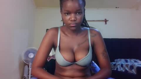 Snapshot of sleek_ass chatting on 11/10/25, 10:20 sleek_ass online show from 11/10/25, 10:20