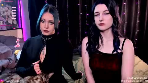 Hi We are Iva and Angela Nice to meet u 3 online show from 12/18/25, 04:02