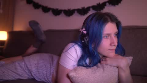 Sonya online show from 10/22/25, 07:35