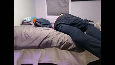 sleepwithyou online show from 02/28/25, 06:10