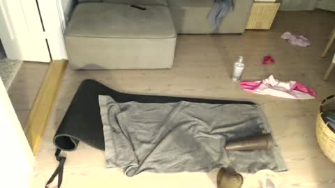slemmepige66794494 online show from 08/08/26, 08:55
