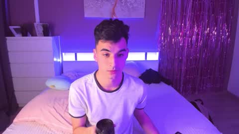 Slendy online show from 02/17/26, 04:35