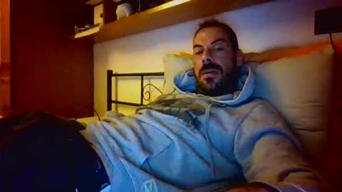 slevin online show from 11/25/25, 08:31