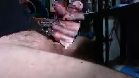 Snapshot of sliderguy699 chatting on 01/20/25, 12:36 sliderguy699 online show from 01/20/25, 12:36