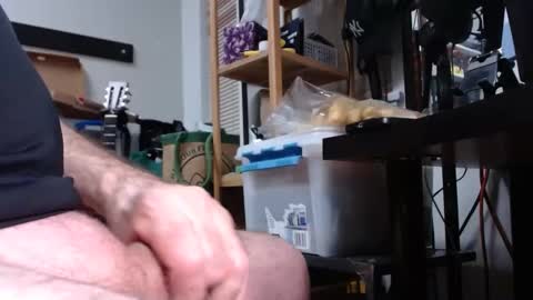 Snapshot of sliderguy699 chatting on 03/06/25, 01:48 sliderguy699 online show from 03/06/25, 01:48