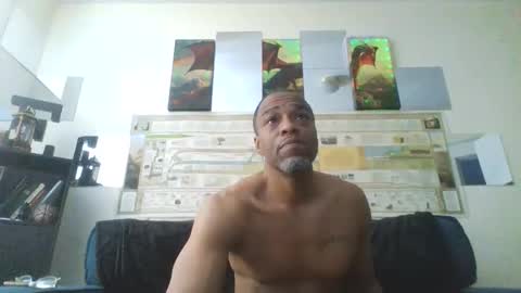 Slim8975 online show from 04/05/26, 11:18