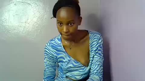 Alicia online show from 10/01/25, 03:40