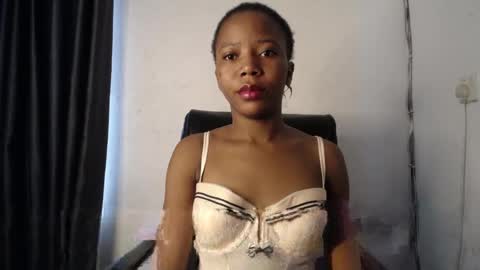 Snapshot of slim_ebonypet chatting on 03/23/26, 08:29 Crystal online show from 03/23/26, 08:29