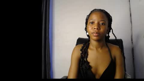 Snapshot of slim_ebonypet chatting on 04/01/26, 01:52 Crystal online show from 04/01/26, 01:52