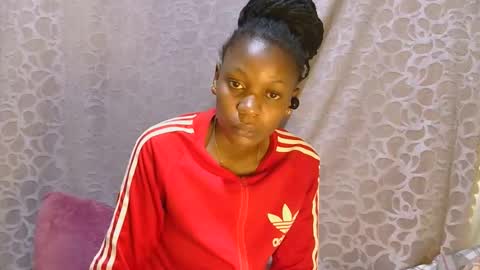 slim_girl01 online show from 09/14/25, 12:21