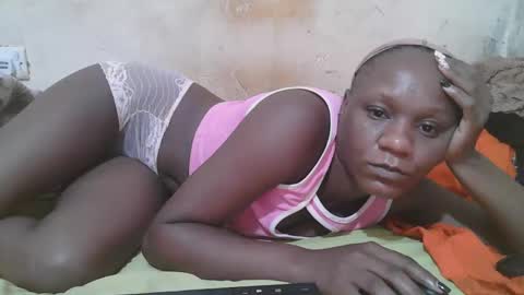 slim_girl3 online show from 05/06/26, 03:24