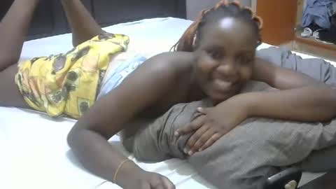 Snapshot of slim_joy chatting on 02/18/25, 06:47 slim_joy online show from 02/18/25, 06:47