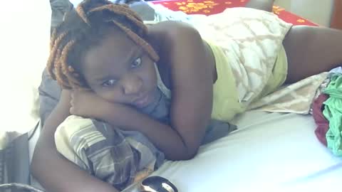 Snapshot of slim_joy chatting on 03/01/25, 11:28 slim_joy online show from 03/01/25, 11:28