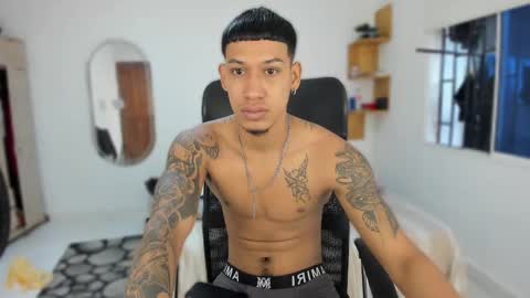 Snapshot of slim_master12 chatting on 09/09/25, 11:32 slim_master12 online show from 09/09/25, 11:32