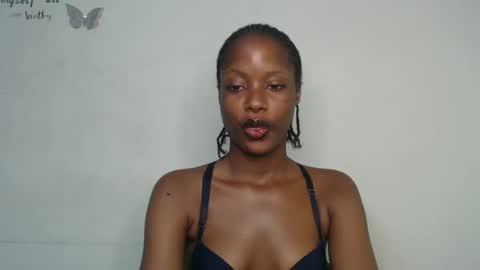 Snapshot of slim_perry chatting on 02/18/26, 12:12 perry online show from 02/18/26, 12:12