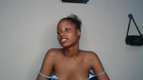 Snapshot of slim_perry chatting on 03/11/26, 11:33 perry online show from 03/11/26, 11:33