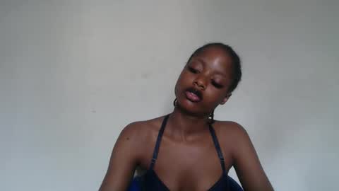 Snapshot of slim_perry chatting on 03/28/26, 09:09 perry online show from 03/28/26, 09:09