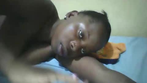Snapshot of slim_petite_ebony chatting on 05/16/26, 07:56 slim_petite_ebony online show from 05/16/26, 07:56
