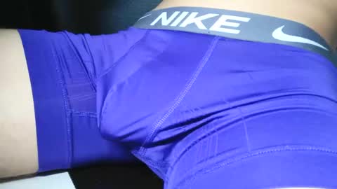 slimhungyvng online show from 04/15/26, 07:58