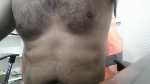 Snapshot of slimjimorange9 chatting on 11/30/25, 12:25 slimjimorange9 online show from 11/30/25, 12:25