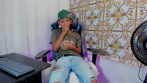 SlimLatino  online show from 04/07/26, 11:32