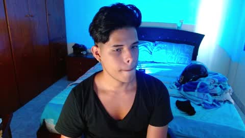 Snapshot of slogan_30 chatting on 12/17/24, 07:48 Logan online show from 12/17/24, 07:48