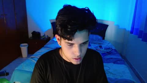 Snapshot of slogan_30 chatting on 12/26/24, 09:58 Logan online show from 12/26/24, 09:58