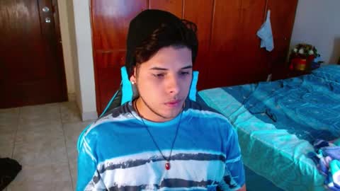 Snapshot of slogan_30 chatting on 02/17/25, 07:53 Logan online show from 02/17/25, 07:53