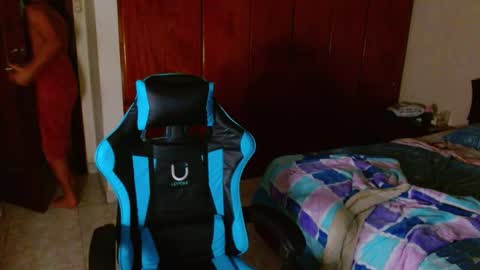 Snapshot of slogan_30 chatting on 03/02/25, 12:09 Logan online show from 03/02/25, 12:09