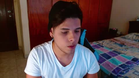 Snapshot of slogan_30 chatting on 03/10/25, 09:51 Logan online show from 03/10/25, 09:51