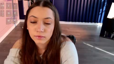 Emilia online show from 05/02/26, 12:32