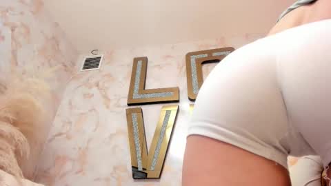 Snapshot of slut_milf4u chatting on 02/25/26, 01:26 Paola online show from 02/25/26, 01:26