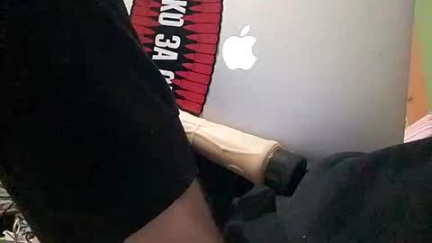 Snapshot of slutboystraponlove chatting on 12/09/24, 04:56 Sissy whore Kh21 online show from 12/09/24, 04:56