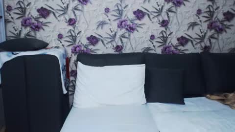 slutihmami online show from 12/23/24, 05:49