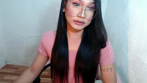  Lovie  online show from 01/30/25, 05:39