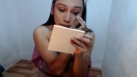  Lovie  online show from 09/19/25, 05:13