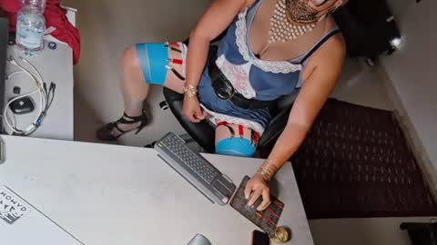 sluttygina1 online show from 06/19/26, 08:56