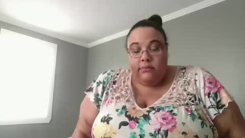 Snapshot of sluttyjess31 chatting on 02/12/26, 03:29 Jessica online show from 02/12/26, 03:29