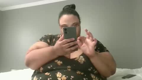 Snapshot of sluttyjess31 chatting on 02/21/26, 05:58 Jessica online show from 02/21/26, 05:58