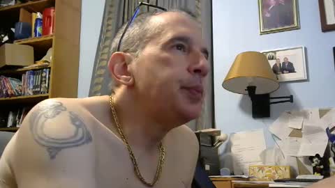 Snapshot of sluttyslave81 chatting on 02/27/25, 07:44 sluttyslave81 online show from 02/27/25, 07:44