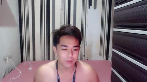 Snapshot of sluttywebcammistress chatting on 01/17/26, 01:16 Josh online show from 01/17/26, 01:16