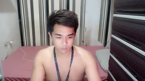 Snapshot of sluttywebcammistress chatting on 02/02/26, 03:44 Josh online show from 02/02/26, 03:44